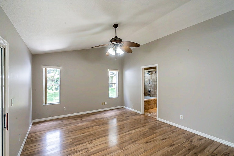 Photo 15 of 30 - 10455 Carlson Cir, Clermont, FL 34711