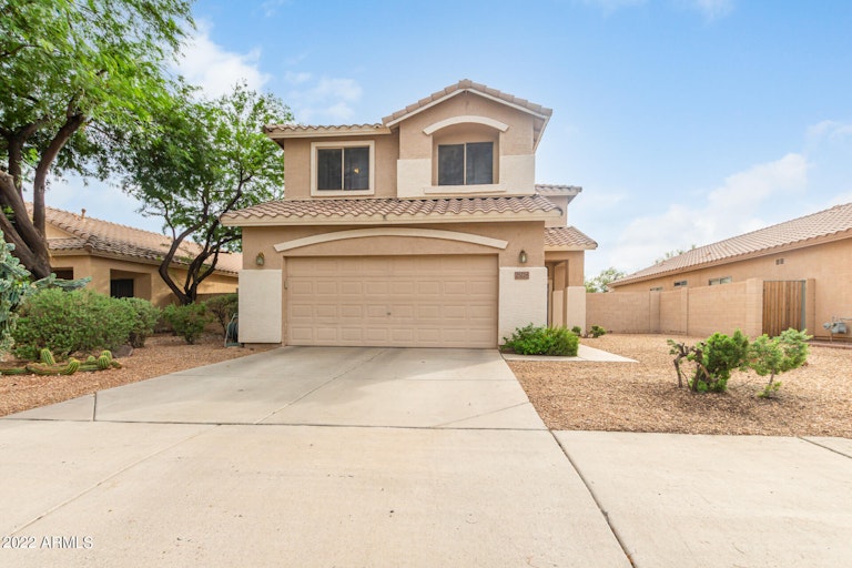 Photo 2 of 30 - 25228 N 41st Ave, Phoenix, AZ 85083