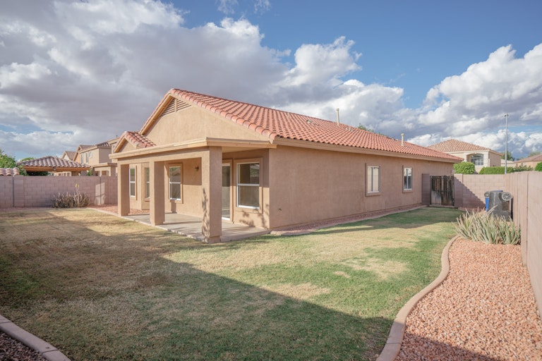 Photo 6 of 27 - 15757 W Ventura St, Surprise, AZ 85379