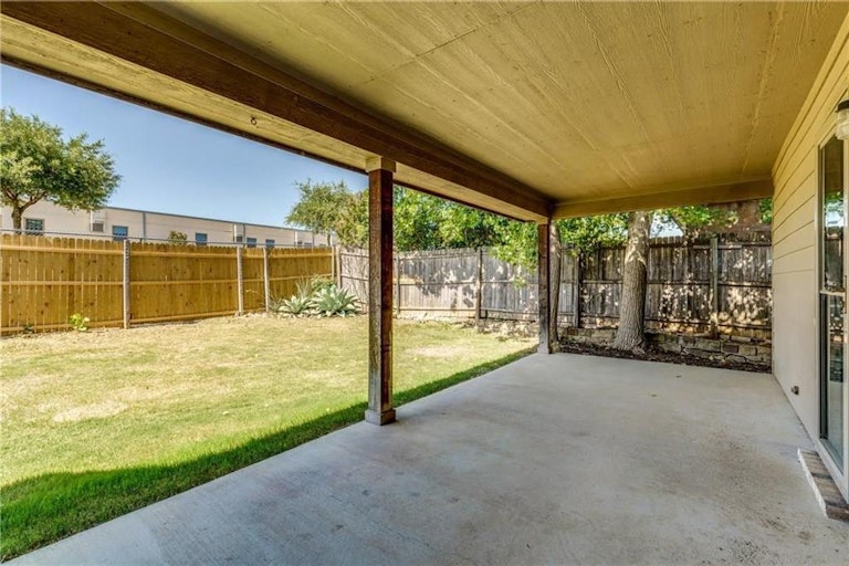Photo 33 of 33 - 10045 Pronghorn Ln, Fort Worth, TX 76108