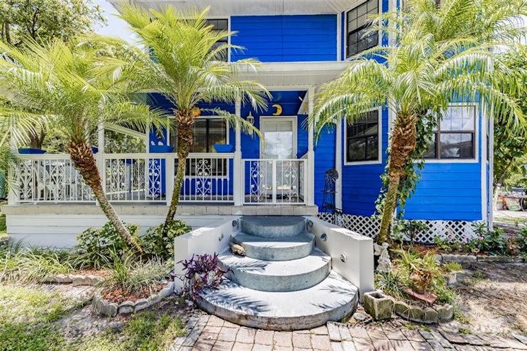 Photo 3 of 63 - 1208 5th St, Wimauma, FL 33598