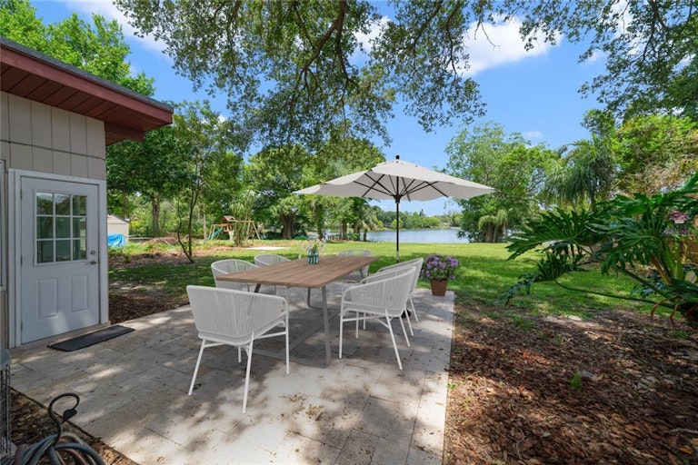 Photo 10 of 34 - 1200 Tanager Dr, Orlando, FL 32803