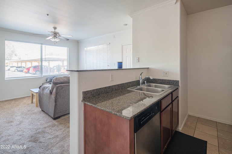 Photo 9 of 23 - 2134 E Broadway Rd #1034, Tempe, AZ 85282