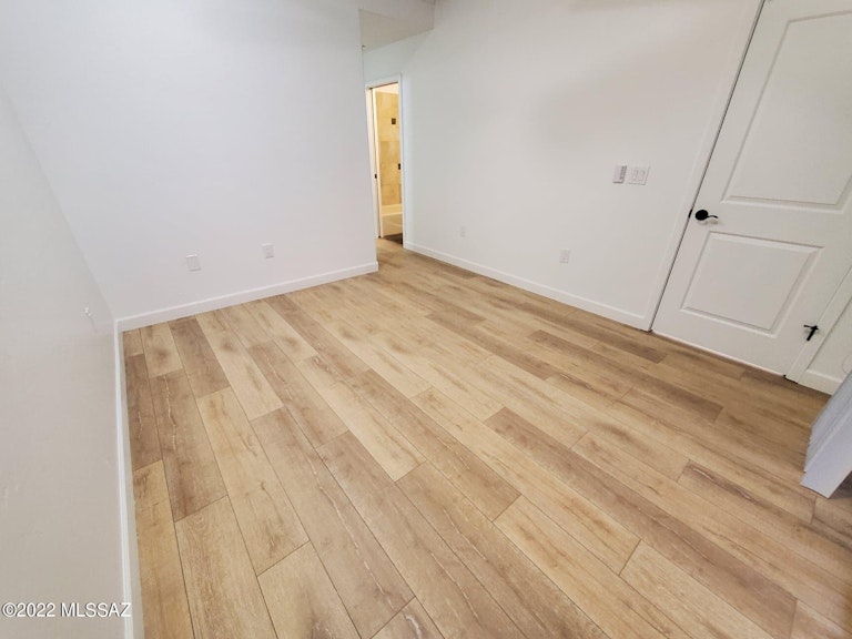 Photo 6 of 11 - 2016 E River Rd #104, Tucson, AZ 85718