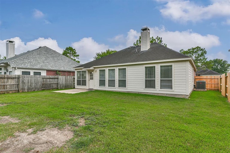 Photo 20 of 21 - 3715 Parkshire Dr, Pearland, TX 77584