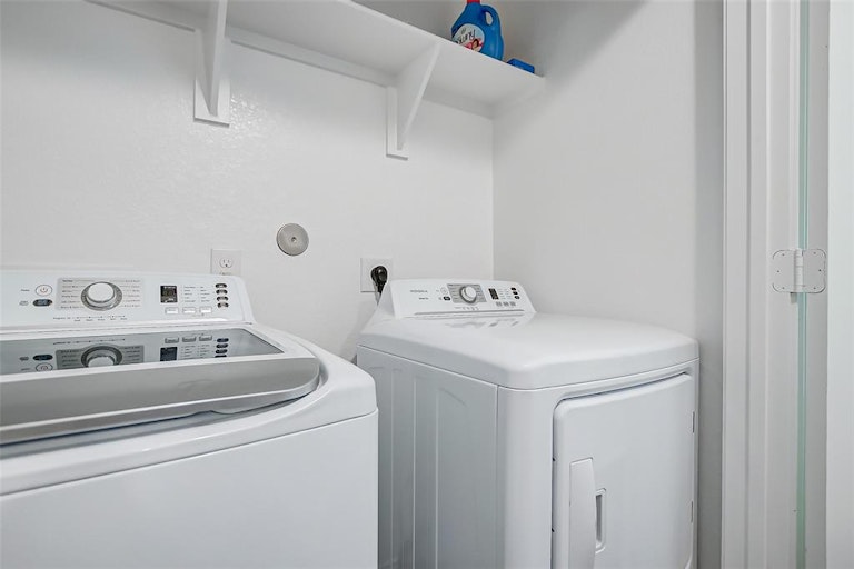 Photo 34 of 42 - 23330 Dovetail Colony Ct, Katy, TX 77493
