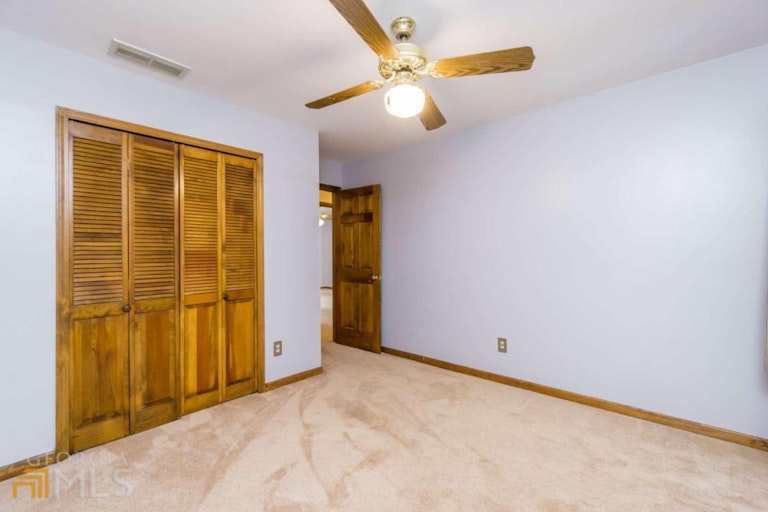 Photo 21 of 35 - 4502 Woodhall Way NE, Roswell, GA 30075