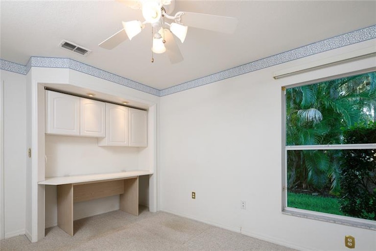 Photo 14 of 29 - 2762 Golf Lake Dr, Plant City, FL 33566