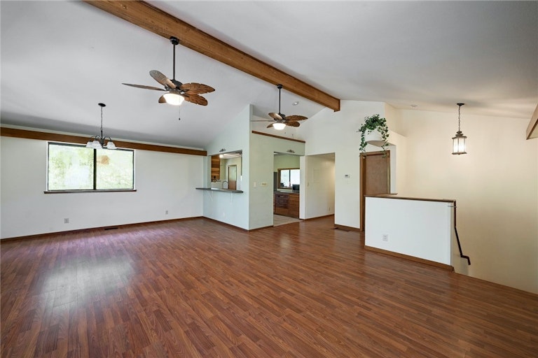 Photo 9 of 37 - 126 Deer Run Dr, Cedar Creek, TX 78612