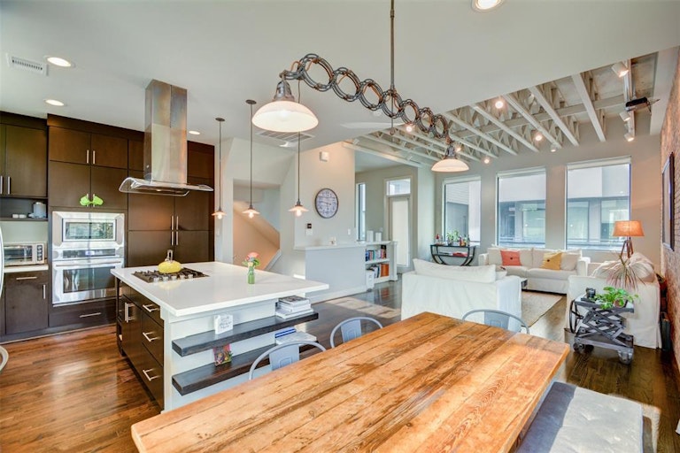 Photo 20 of 49 - 5638 Petty St Unit C, Houston, TX 77007