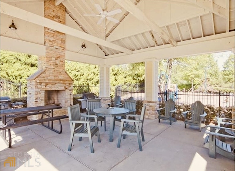 Photo 26 of 27 - 9927 Stretford Rd, Douglasville, GA 30135