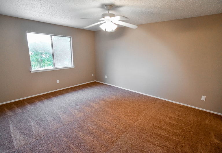 Photo 37 of 41 - 5206 Barcelona Dr, Garland, TX 75043