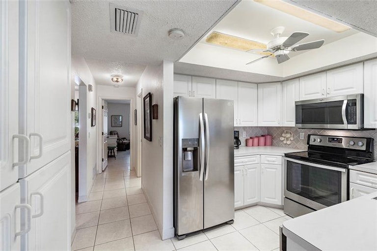 Photo 14 of 53 - 3709 Miguel Way #8602, Sarasota, FL 34232