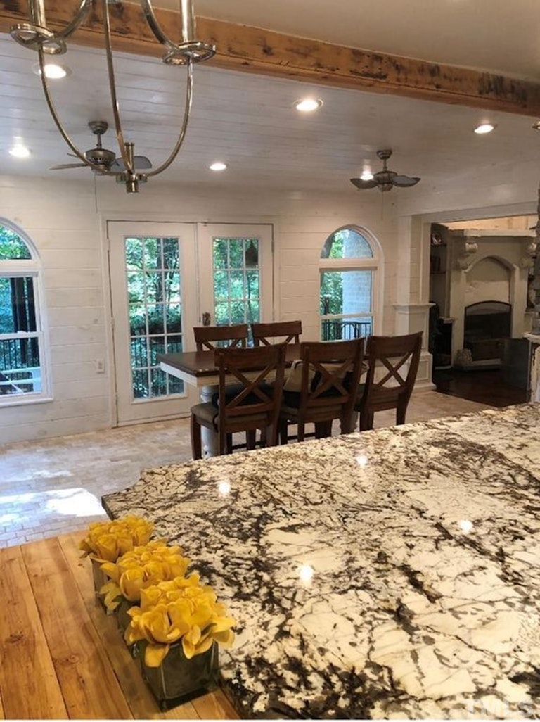 Photo 24 of 49 - 1204 Queensferry Rd, Cary, NC 27511