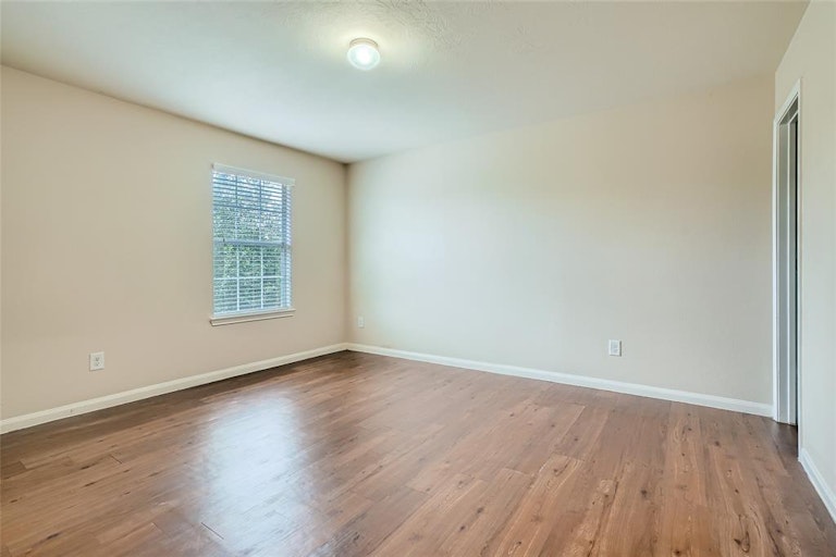Photo 21 of 28 - 21618 Micheala Way, Humble, TX 77338