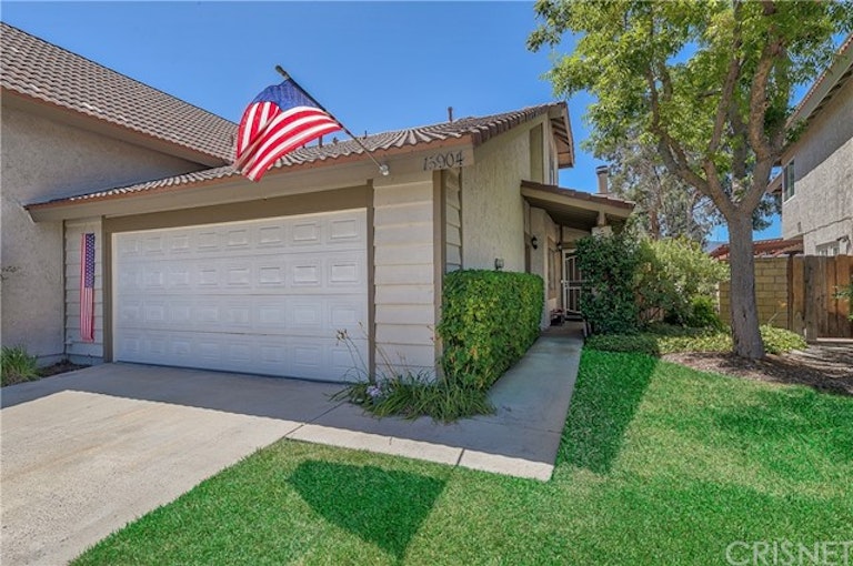Photo 1 of 38 - 15904 Ada St, Canyon Country, CA 91387