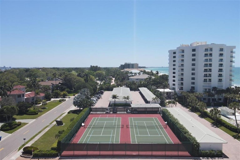 Photo 34 of 63 - 1000 Longboat Club Rd #702, Longboat Key, FL 34228