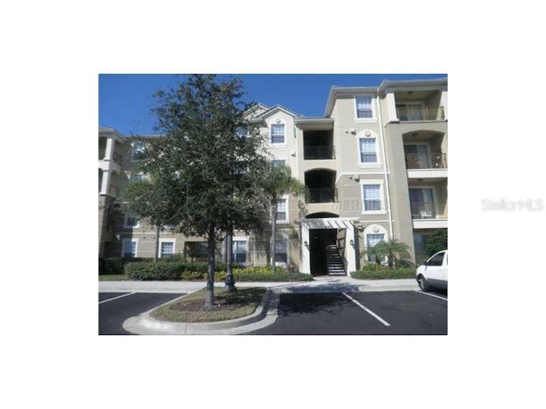 Photo 1 of 10 - 4102 Breakview Dr #20703, Orlando, FL 32819