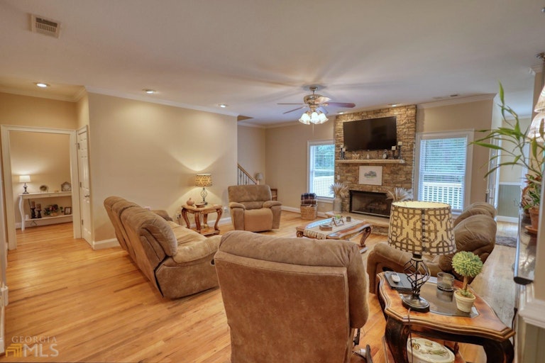 Photo 23 of 50 - 235 Newton Ridge Dr, Covington, GA 30014