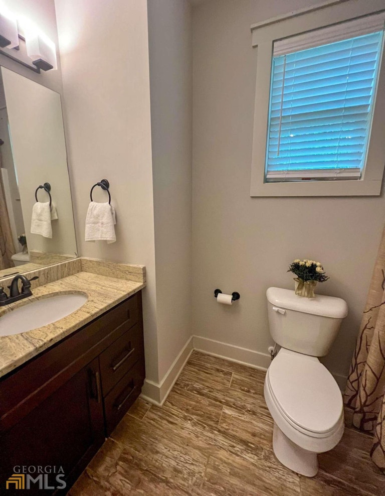 Photo 15 of 28 - 1326 Carter Rd, Decatur, GA 30030