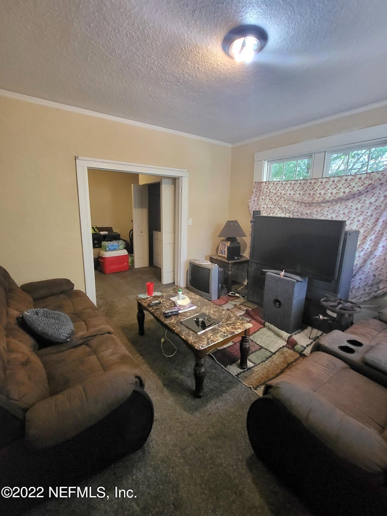 Photo 2 of 11 - 1630 W 36th St, Jacksonville, FL 32209