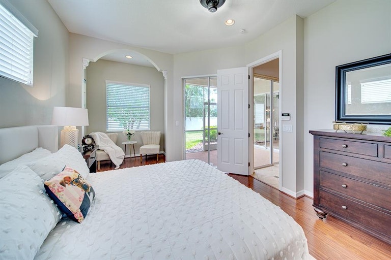 Photo 21 of 55 - 12143 Maple Ridge Dr, Parrish, FL 34219