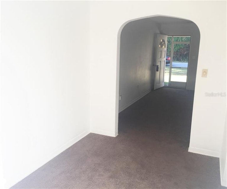 Photo 9 of 18 - 17 Palmetto Dr, Debary, FL 32713
