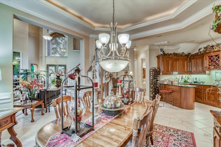 Photo 14 of 50 - 25306 Fawn Point Ct, Spring, TX 77389