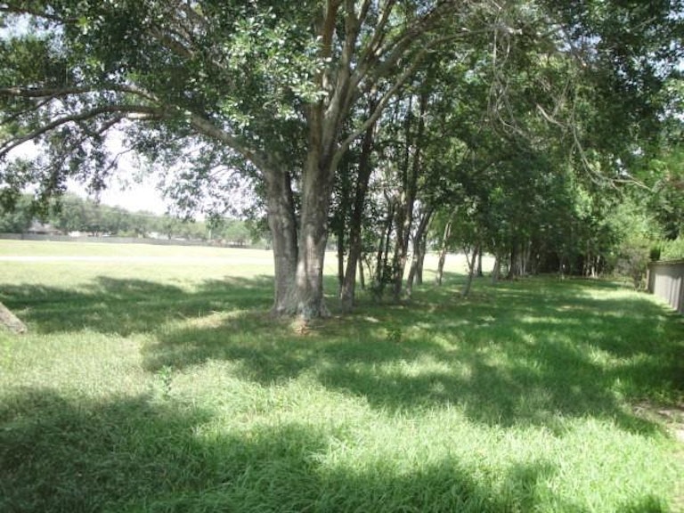 Photo 10 of 48 - 4210 Ruttand Park Ln, Katy, TX 77450