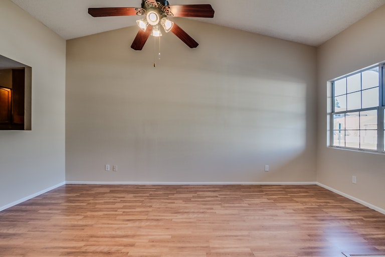 Photo 11 of 23 - 2929 E Broadway Rd #91, Mesa, AZ 85204