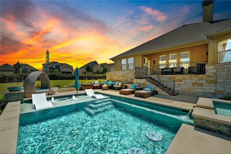 Photo 1 of 1 - 503 Summer Wilson Cv, Austin, TX 78738