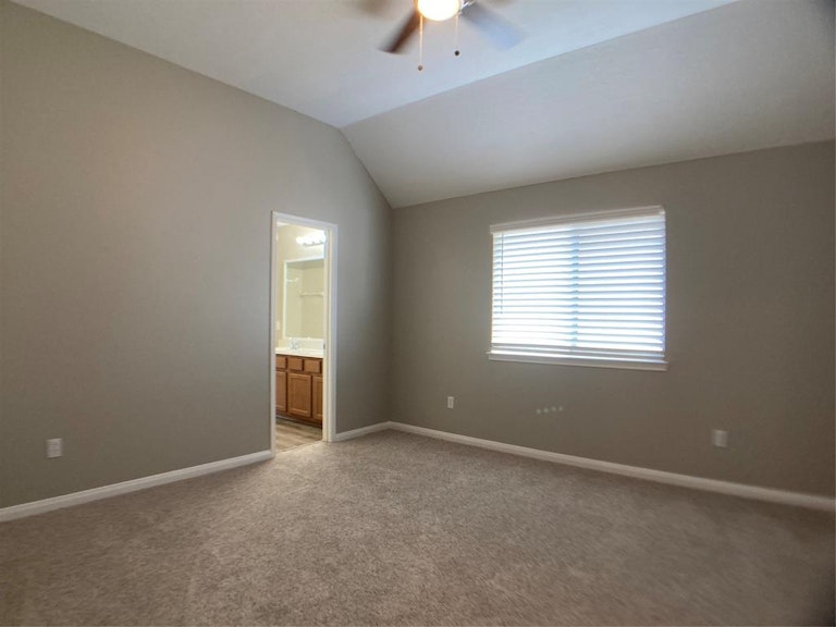 Photo 9 of 14 - 5323 Brookway Willow Dr, Spring, TX 77379