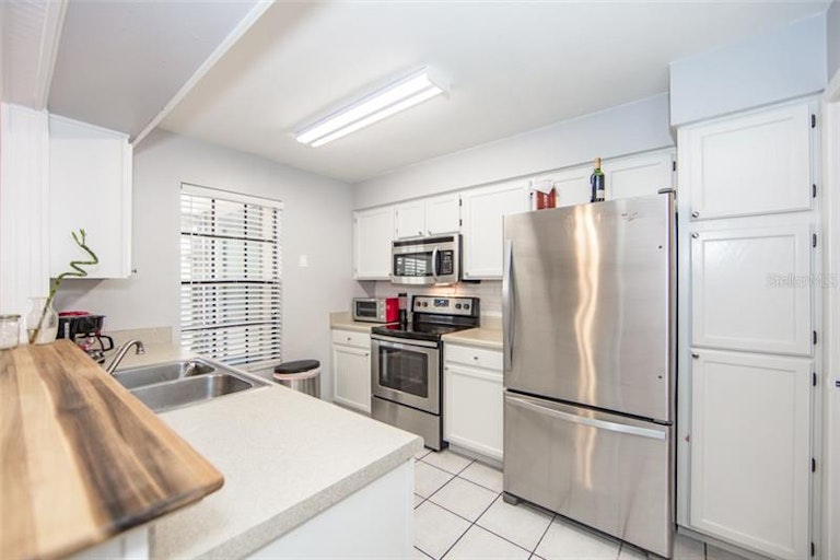Photo 5 of 15 - 870 Commonwealth Ct, Casselberry, FL 32707
