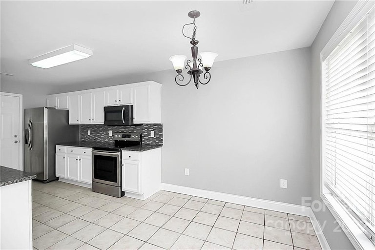 Photo 11 of 30 - 4621 Hampton Chase Dr SW, Concord, NC 28027