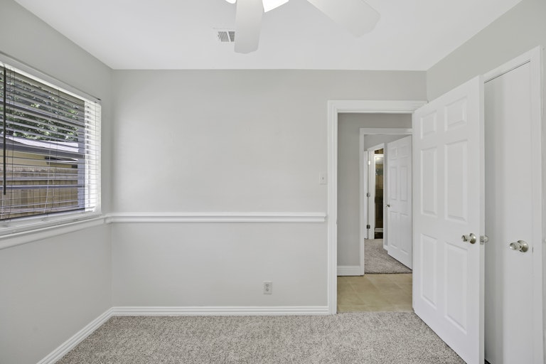 Photo 20 of 24 - 6609 Swanee Ct, Fort Worth, TX 76148