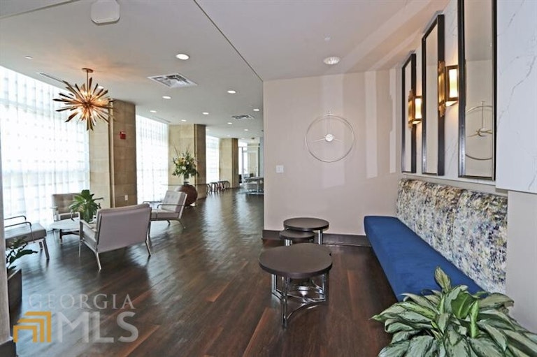 Photo 33 of 49 - 4561 Olde Perimeter Way #2301, Atlanta, GA 30346