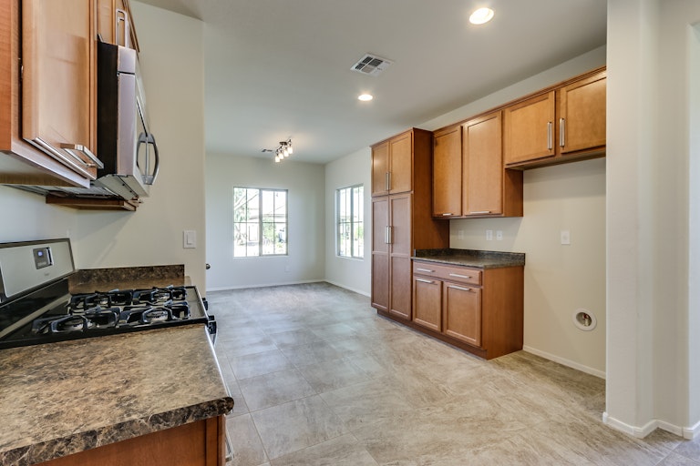 Photo 8 of 28 - 19145 W Adams St, Buckeye, AZ 85326