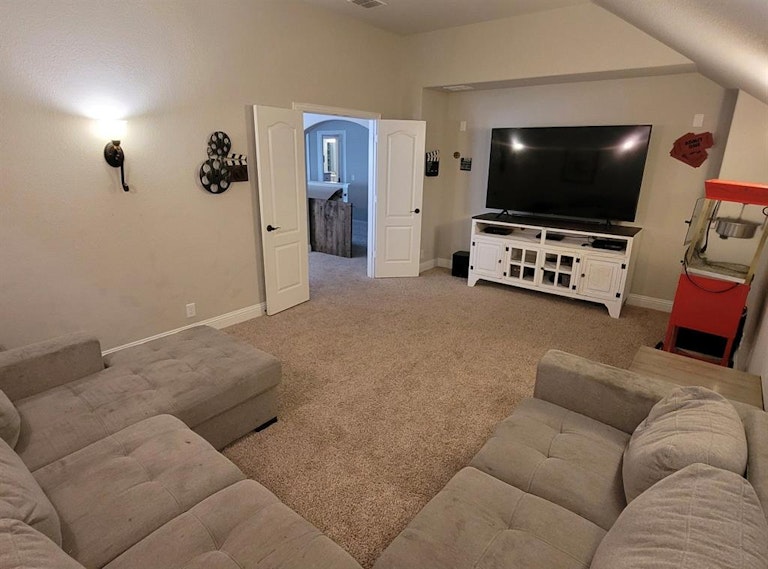 Photo 17 of 22 - 6133 Painswick Dr, Aubrey, TX 76227