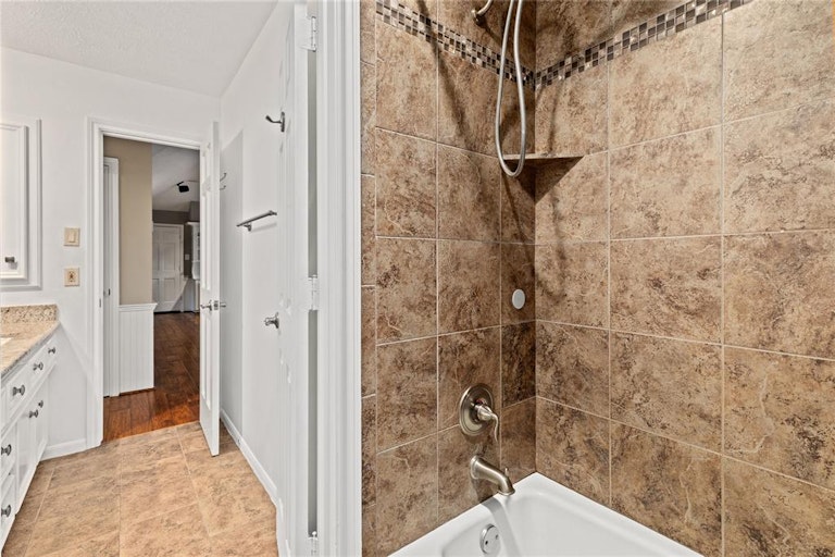 Photo 38 of 41 - 2715 Rustic Woods Dr, Kingwood, TX 77345