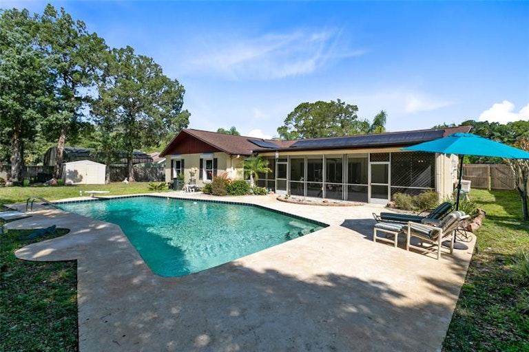 Photo 20 of 35 - 51 Partridge Cir, Winter Springs, FL 32708