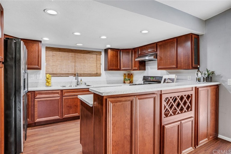 Photo 16 of 40 - 8388 Verbena Dr, Riverside, CA 92504