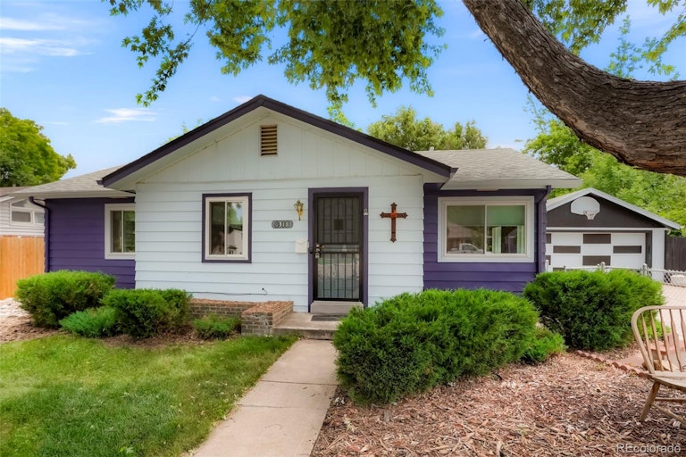 Photo 1 of 19 - 6318 S Louthan St, Littleton, CO 80120