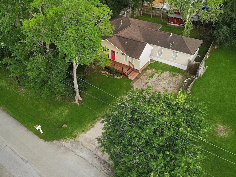 Photo 23 of 27 - 1519 2nd St, League City, TX 77573