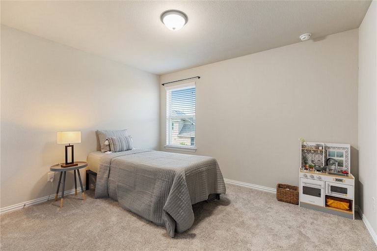 Photo 21 of 39 - 2961 Consuelo Way, Round Rock, TX 78665