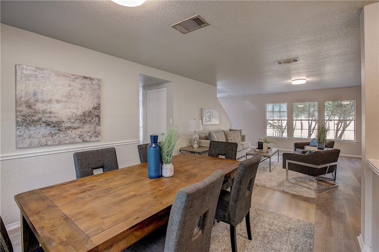 Photo 5 of 30 - 531 Whispering Hollow Dr, Kyle, TX 78640