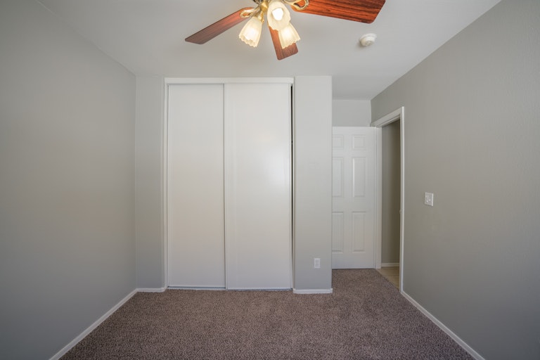 Photo 15 of 26 - 11819 W Ester Dr, El Mirage, AZ 85335