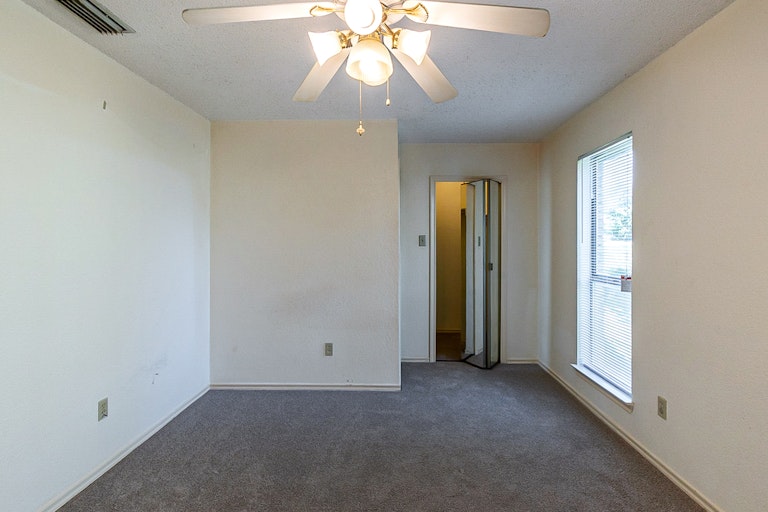 Photo 21 of 22 - 2506 High Hollow Dr, Garland, TX 75041