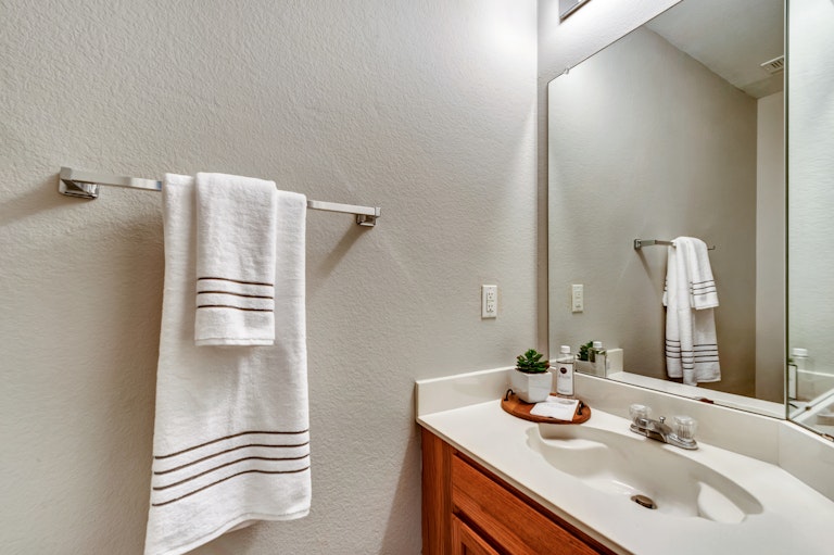 Photo 29 of 31 - 416 Alta Ridge Dr, Keller, TX 76248