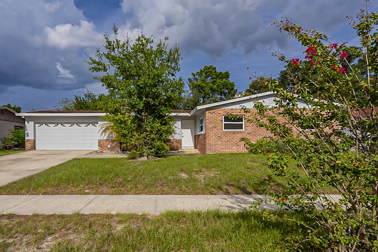 Photo 1 of 28 - 465 Andes Ave, Orlando, FL 32807