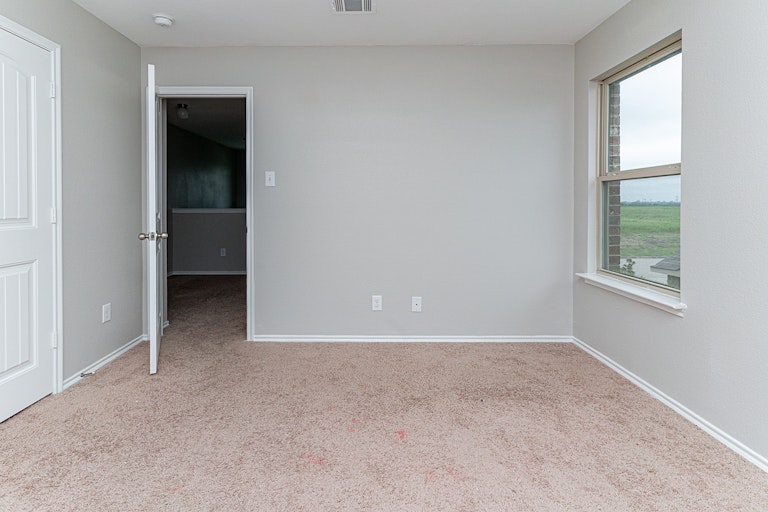 Photo 25 of 27 - 1420 N Houston St, Royse City, TX 75189